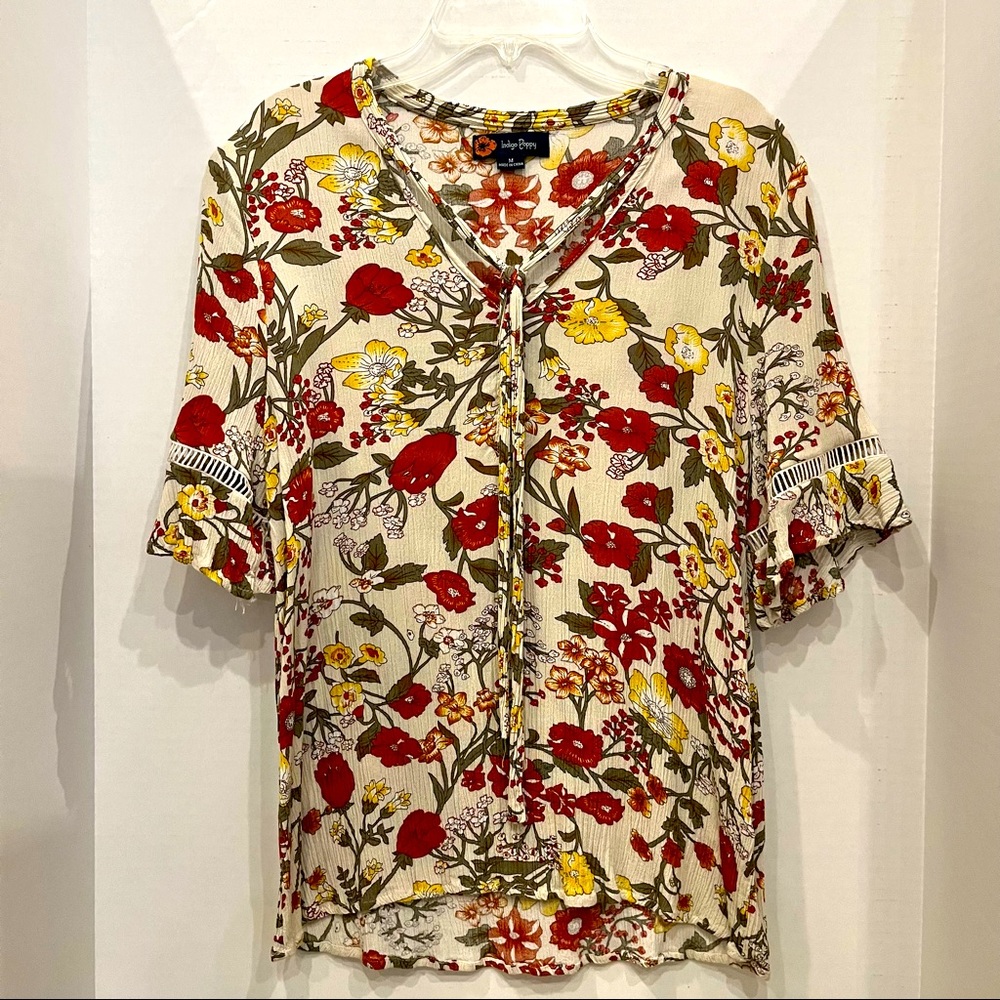 Indigo Poppy Boho Blouse Pre-Owned  in size Medium.